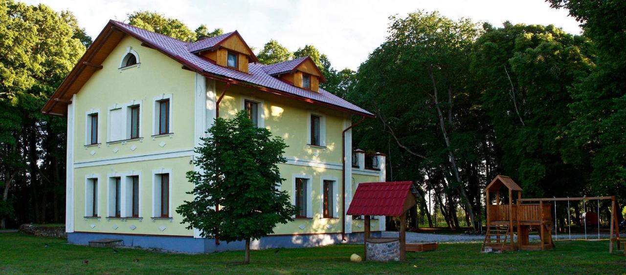 Lecu Muiza Hotel Leci Bagian luar foto